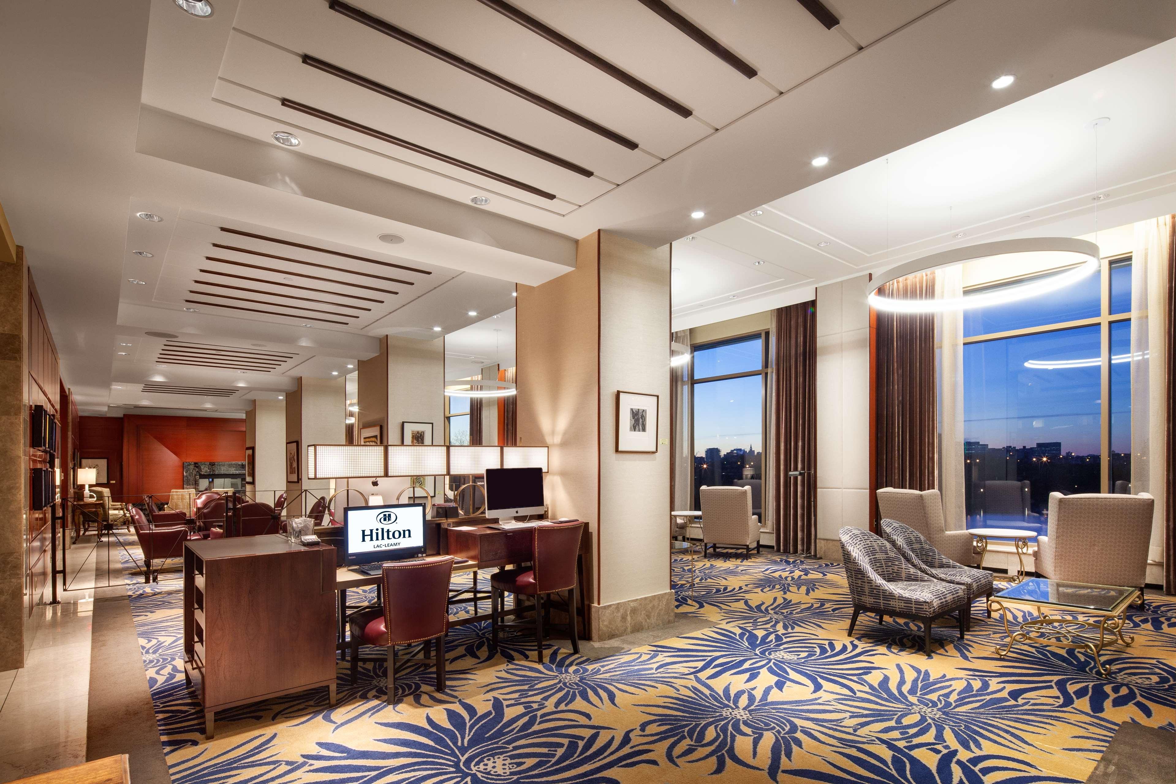 Hotel Hilton Lac-leamy 5*