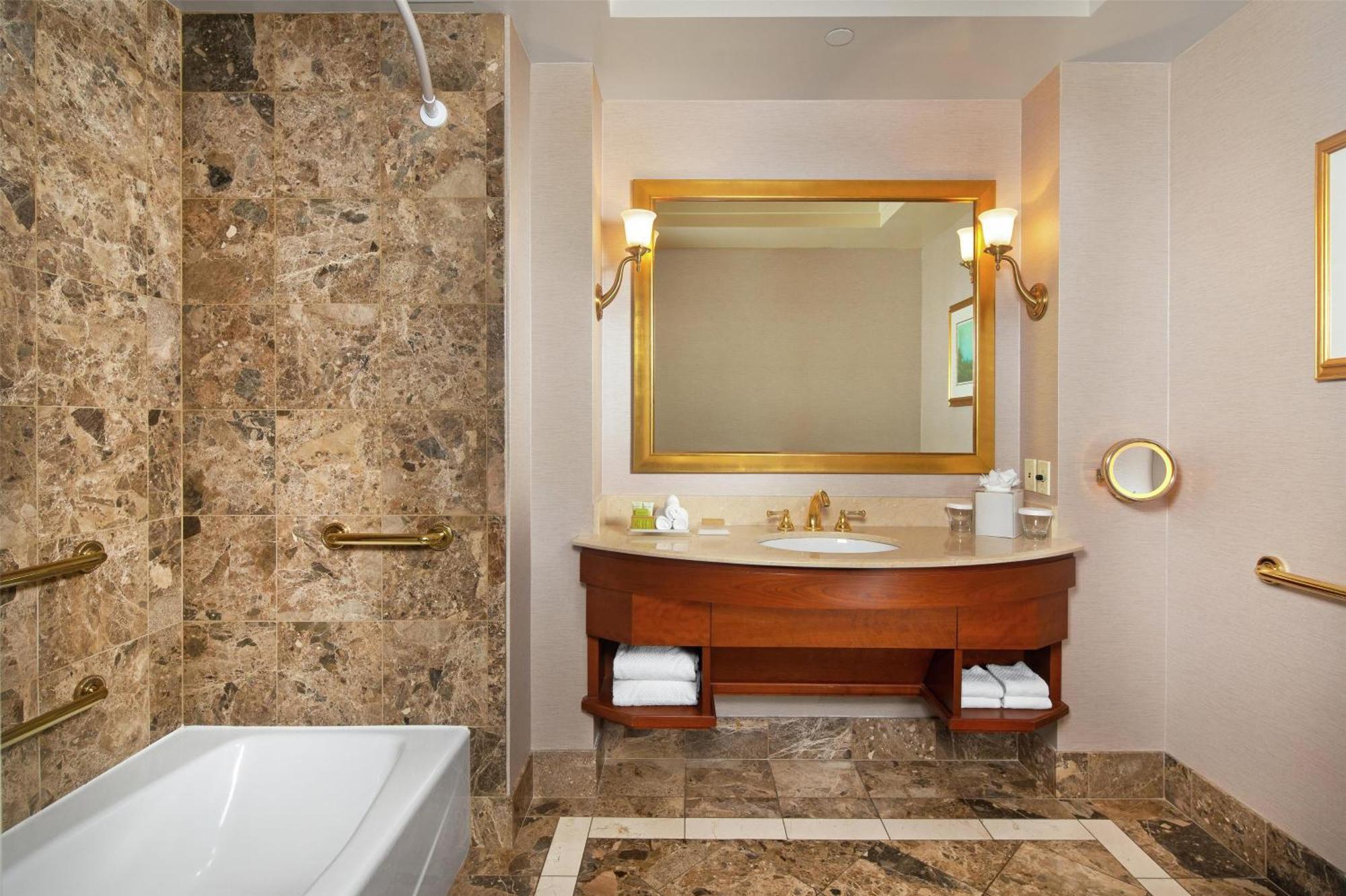 Hilton Lac-leamy 5*